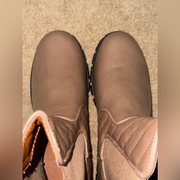 TinsTree Camel Color Boot Slidein Boot NWOT - Picture 2 of 5